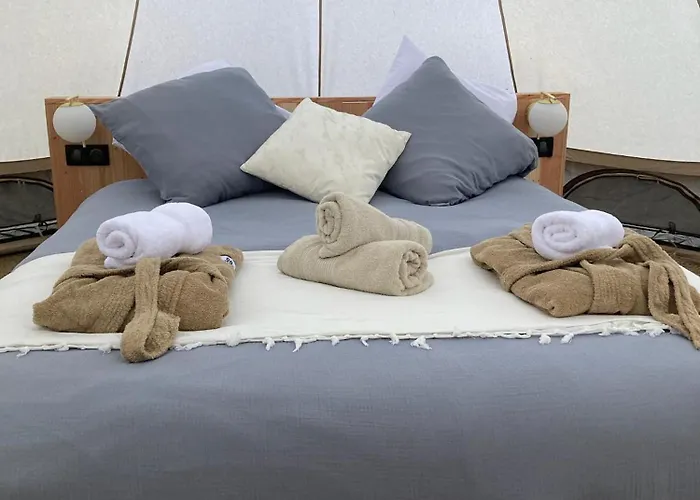 Tente Vue Avec 2 Le Vigeant